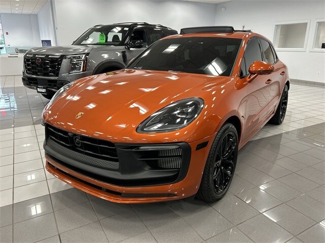 2025 Porsche Macan GTS photo 4