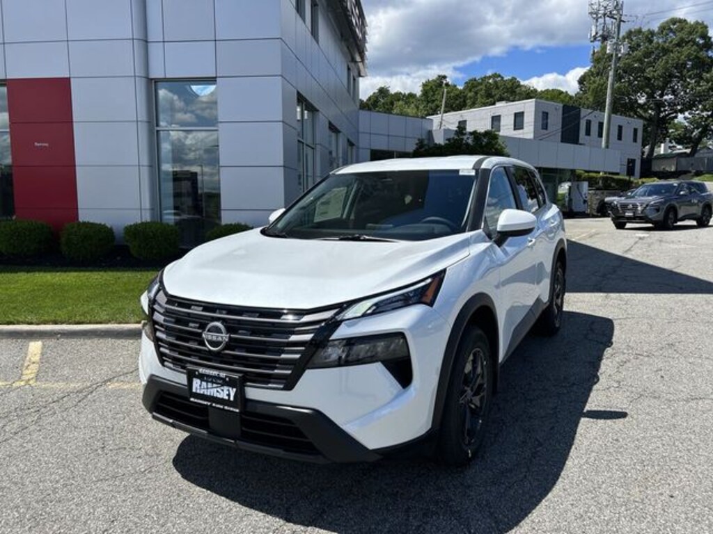 New 2026 Nissan Rogue SV SUV