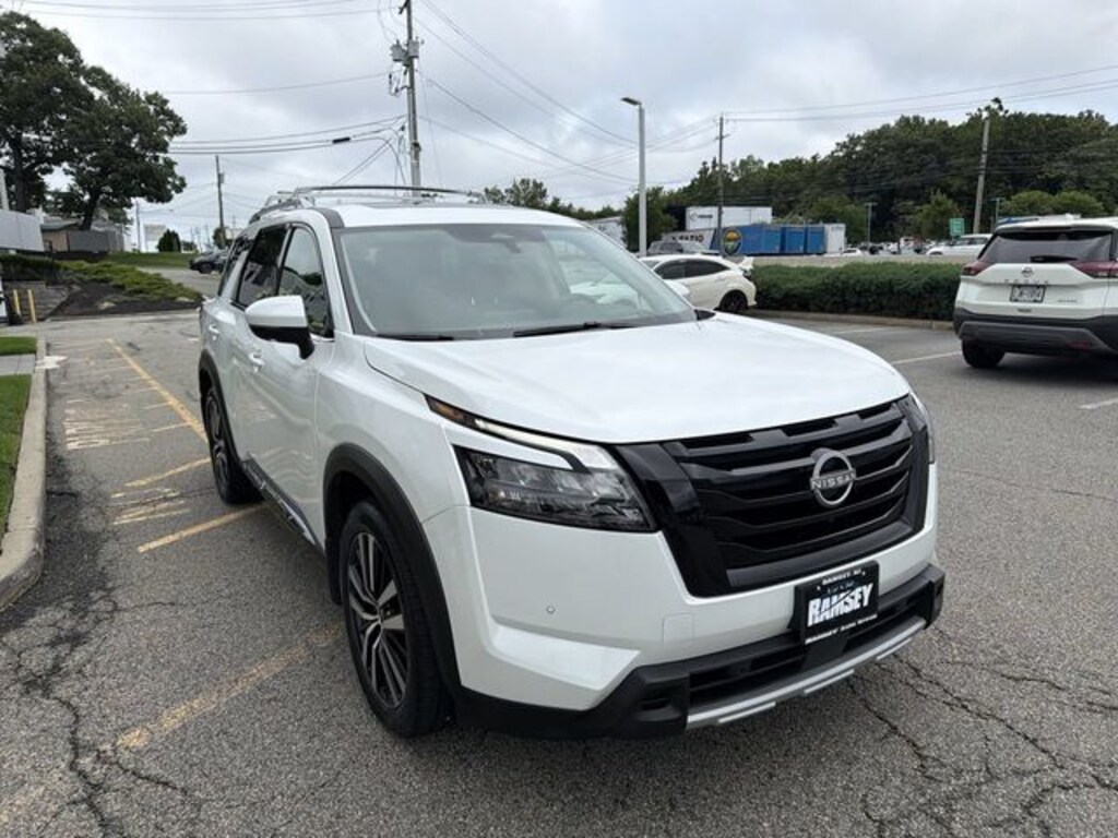 Certified 2025 Nissan Pathfinder Platinum SUV