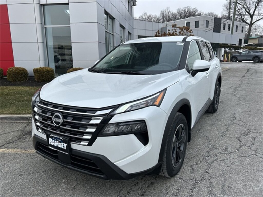 New 2026 Nissan Rogue SV SUV