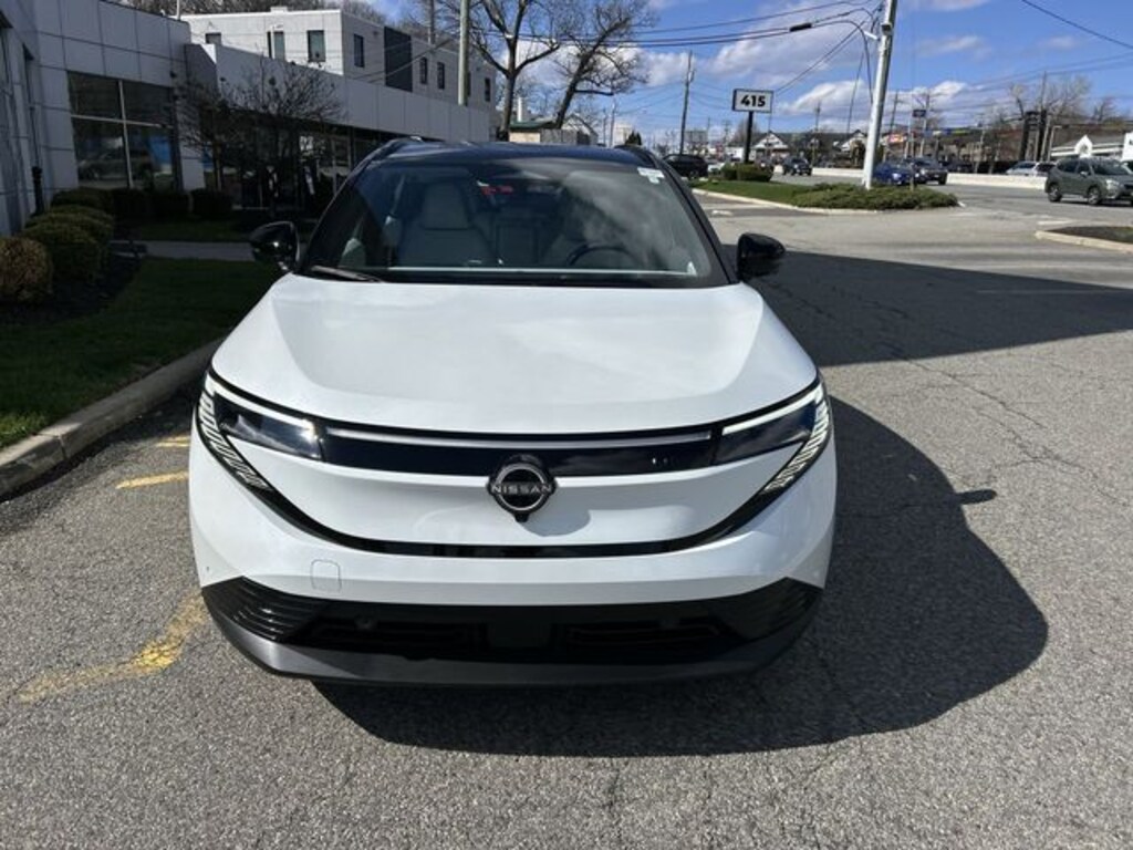New 2026 Nissan LEAF Platinum+ SUV