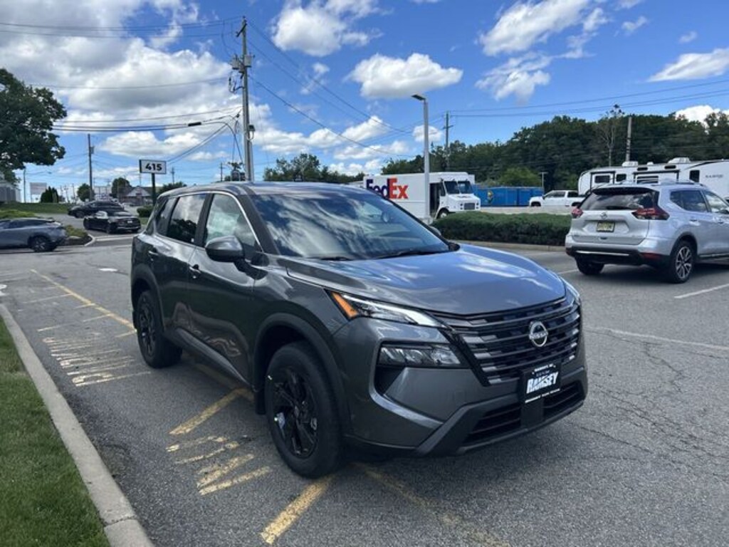 New 2026 Nissan Rogue SV SUV