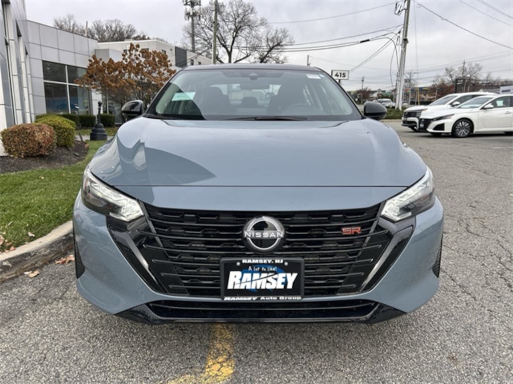 New 2025 Nissan Sentra SR Sedan