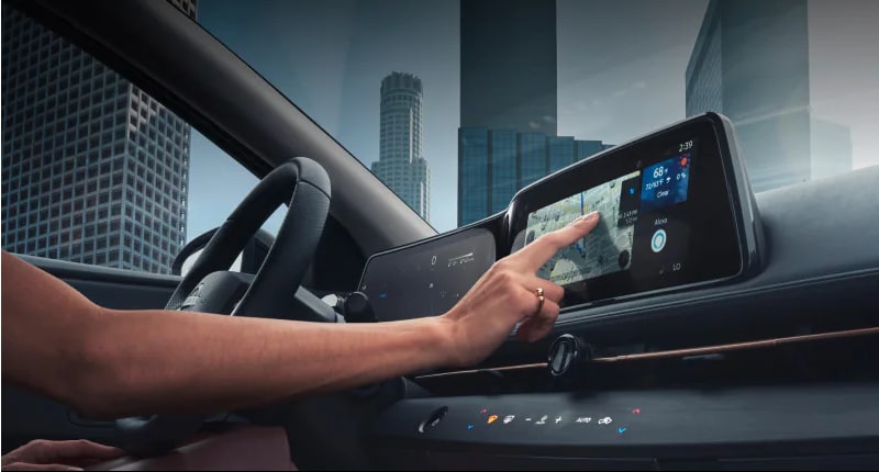 NissanConnect Safety Feature