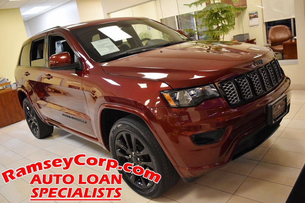 Used 2019 Jeep Grand Cherokee Laredo 3.6 SUV