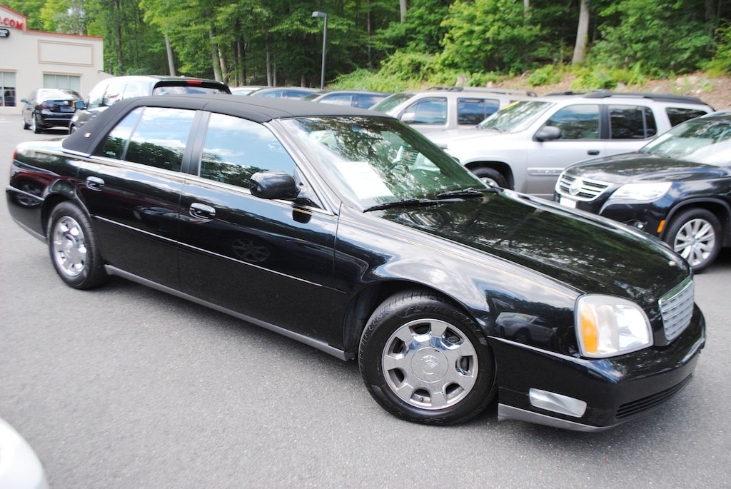 Used 2002 CADILLAC DEVILLE 4.6 Sedan