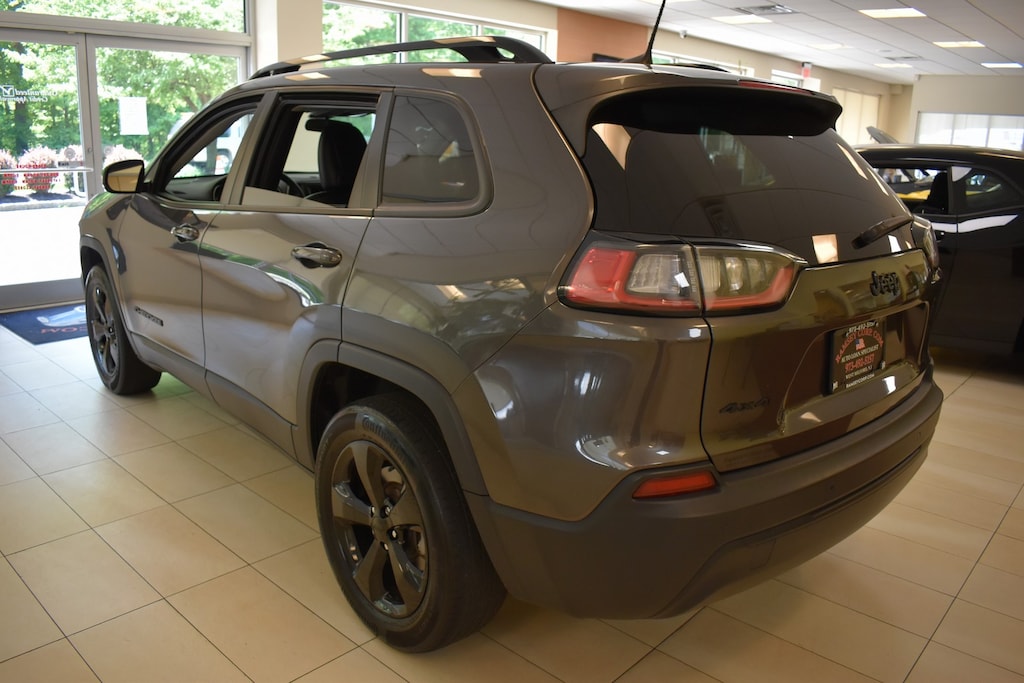 Used 2019 Jeep Cherokee Latitude Plus 4x4 2.4 SUV