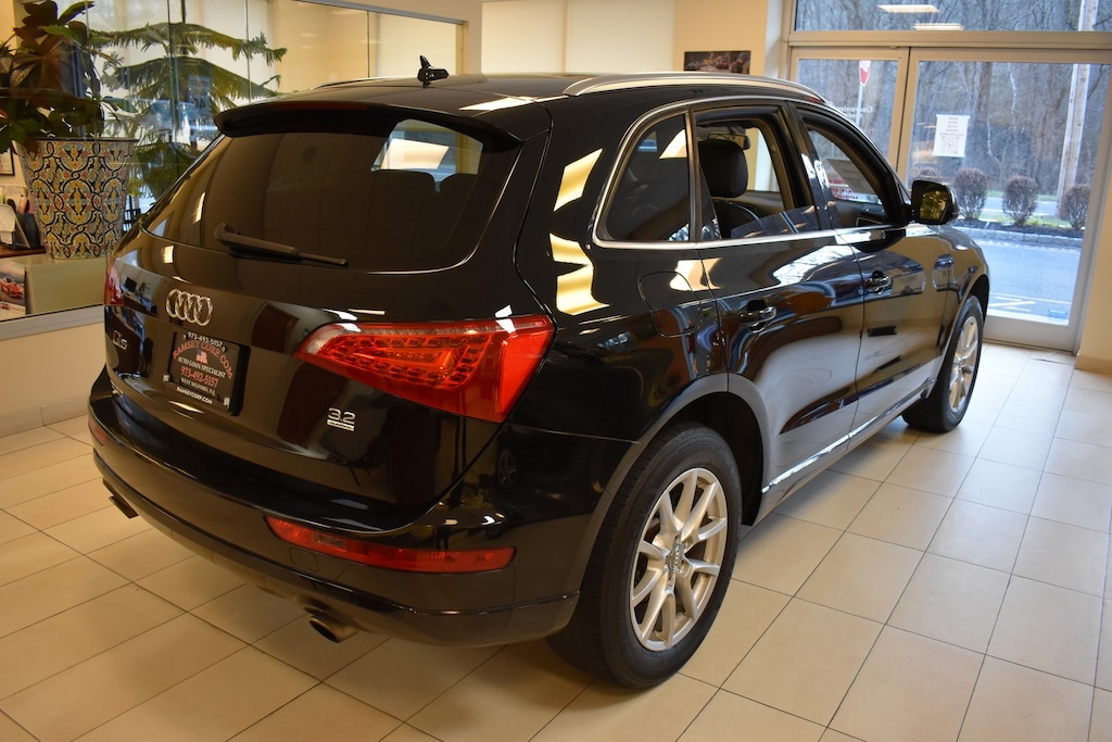 Certified 2010 Audi Q5 Premium 3.2 SUV