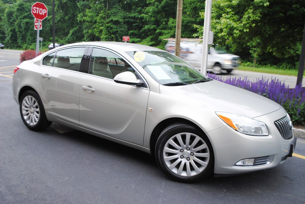 Used 2011 Buick Regal CXL 2.4 Sedan