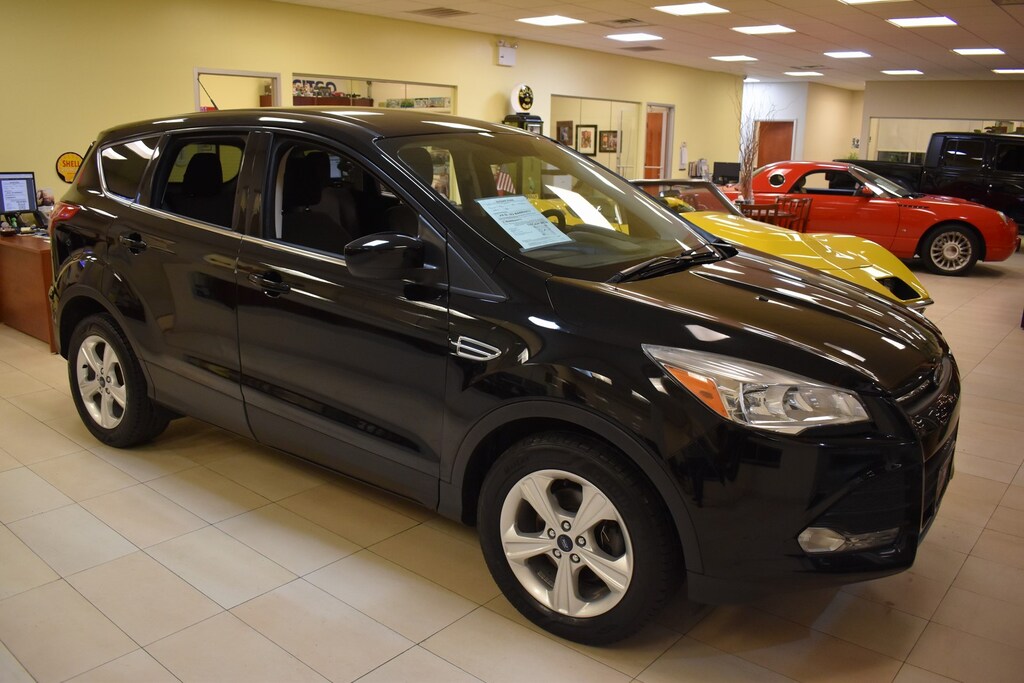 Used 2016 Ford Escape SE 2.5 SUV