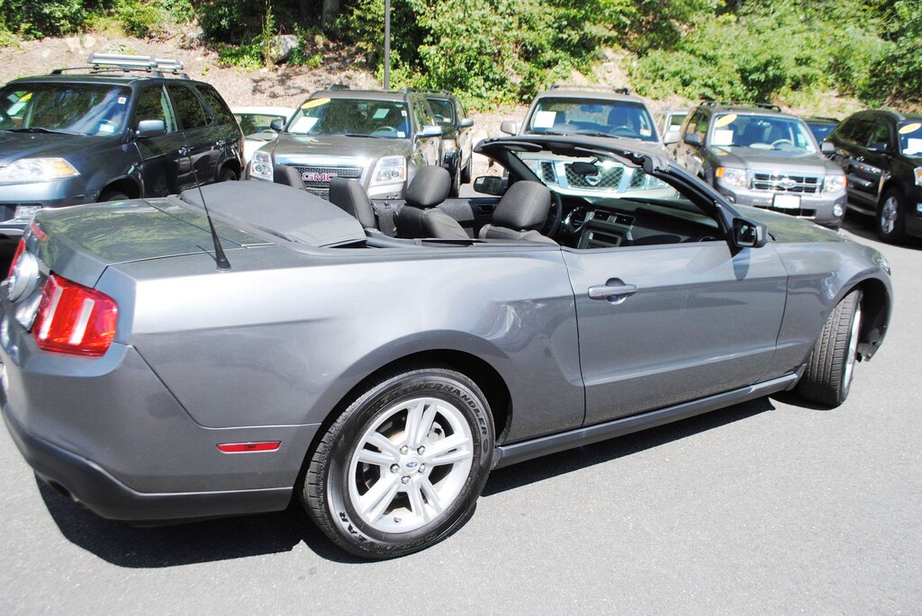 Used 2011 Ford Mustang 3.7 Convertible