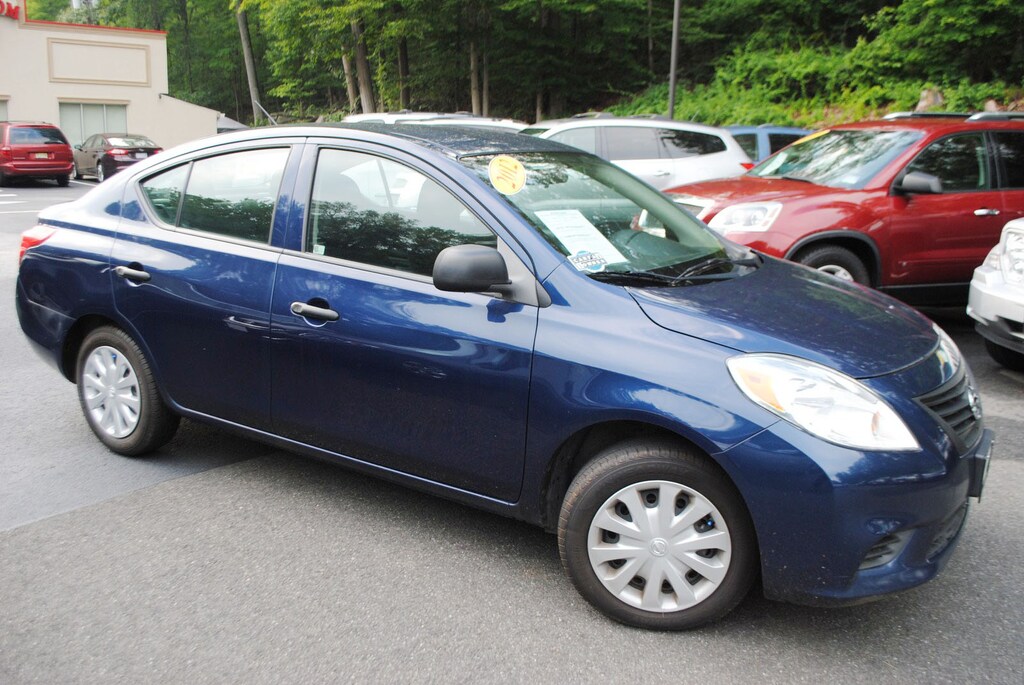 Used 2012 Nissan Versa S 1.6 Sedan