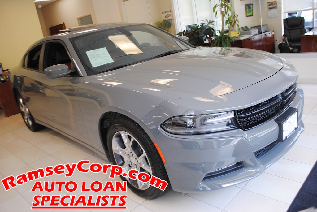 Used 2017 Dodge Charger SXT 3.6 Sedan
