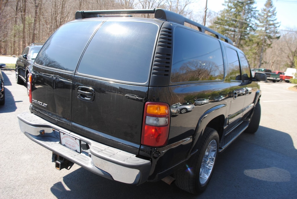 Used 2000 Chevrolet Suburban 2500 LS 6.0 SUV