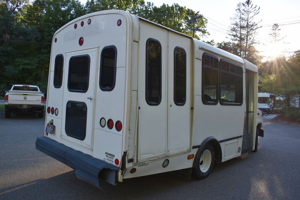 Certified 2007 Ford E-350 Cutaway 6.8 Truck