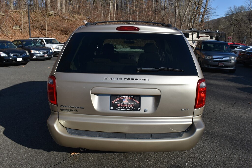 Used 2007 Dodge Grand Caravan SXT 3.8 Van