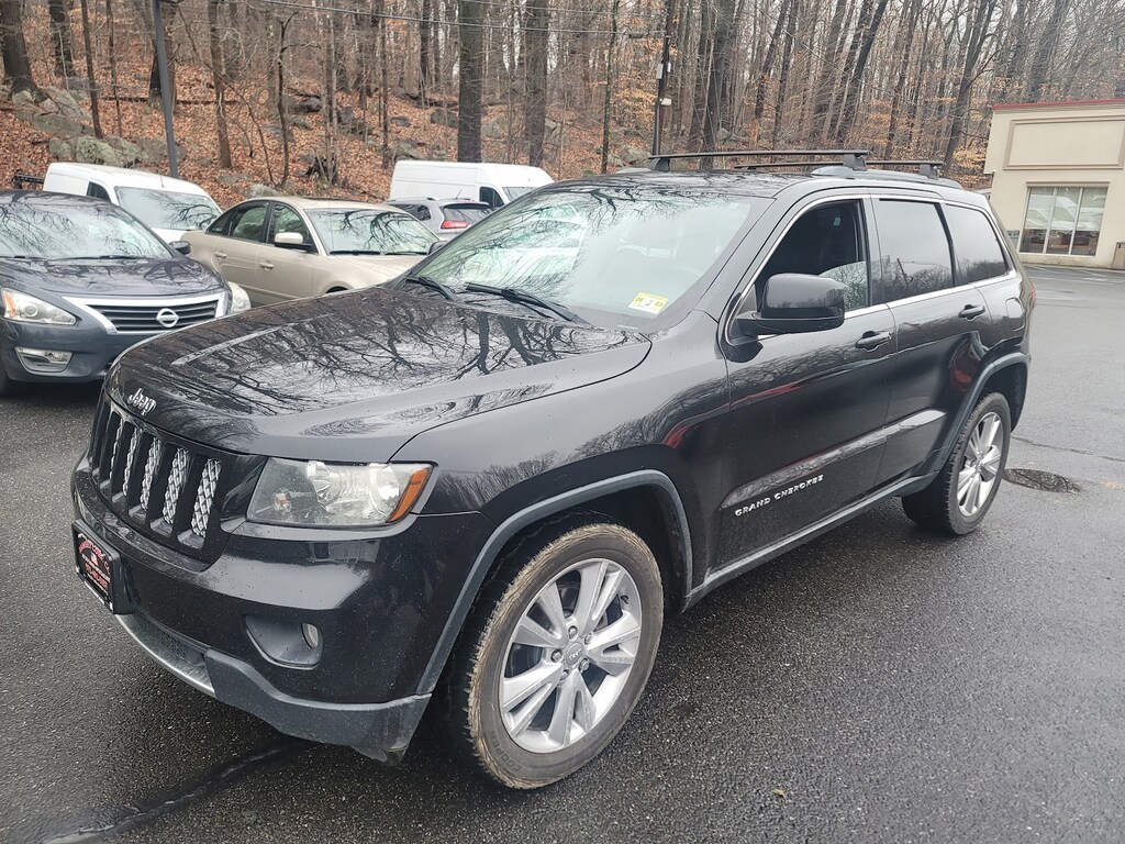Used 2012 Jeep Grand Cherokee Laredo 4x4 5.7 SUV
