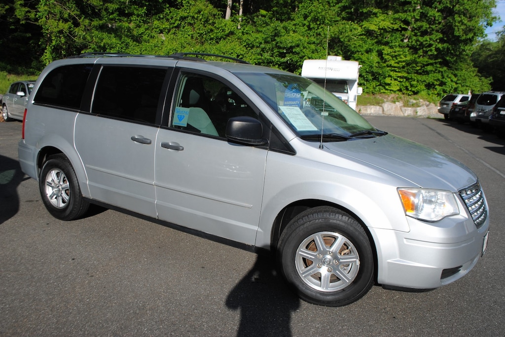 Used 2008 Chrysler Town & Country LX 3.3 Van