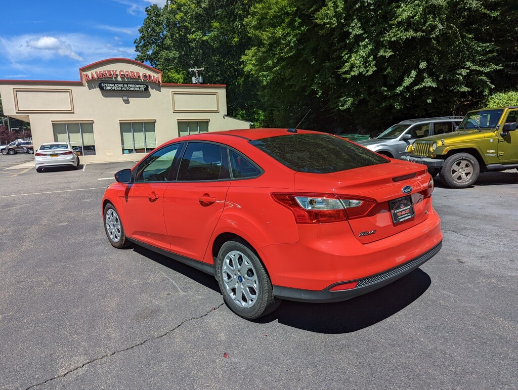 Certified 2012 Ford Focus SE Sedan