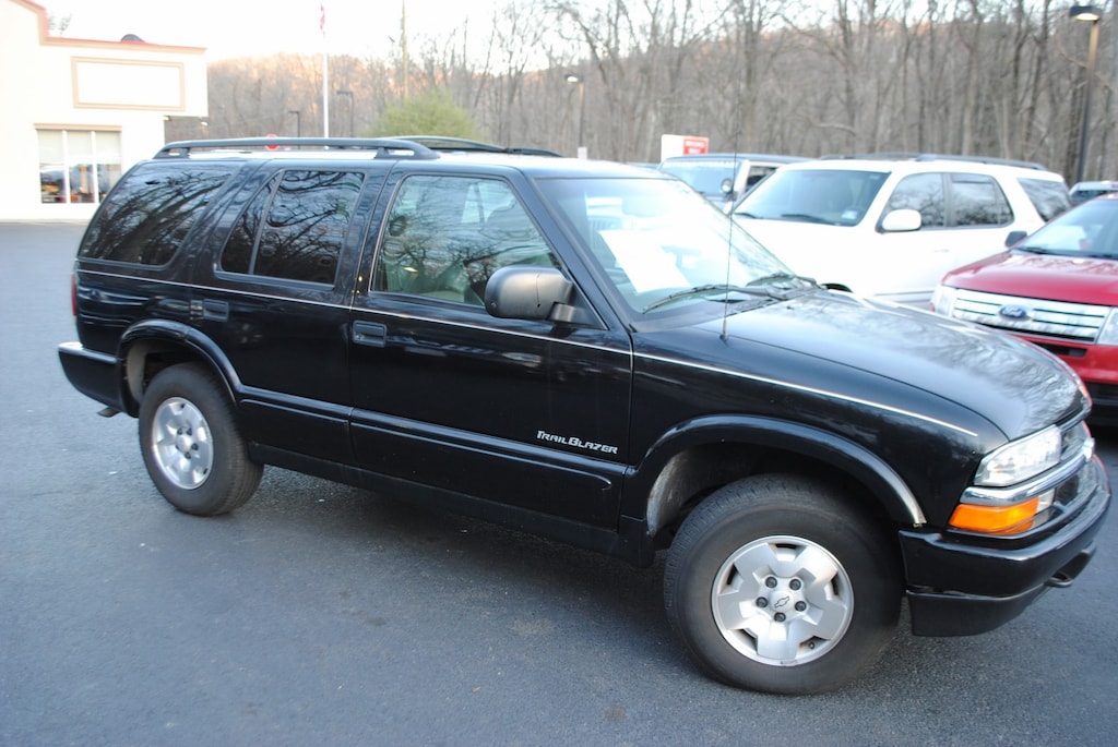 Used 2001 Chevrolet Blazer LS 4.3 SUV