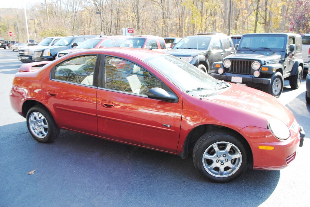 Used 2005 Dodge Neon SXT 2.0 Sedan