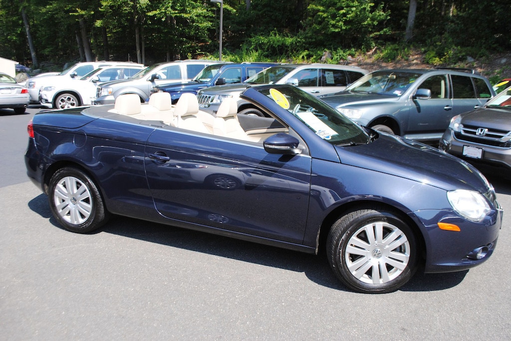 Used 2010 Volkswagen Eos Komfort 2.0T Convertible