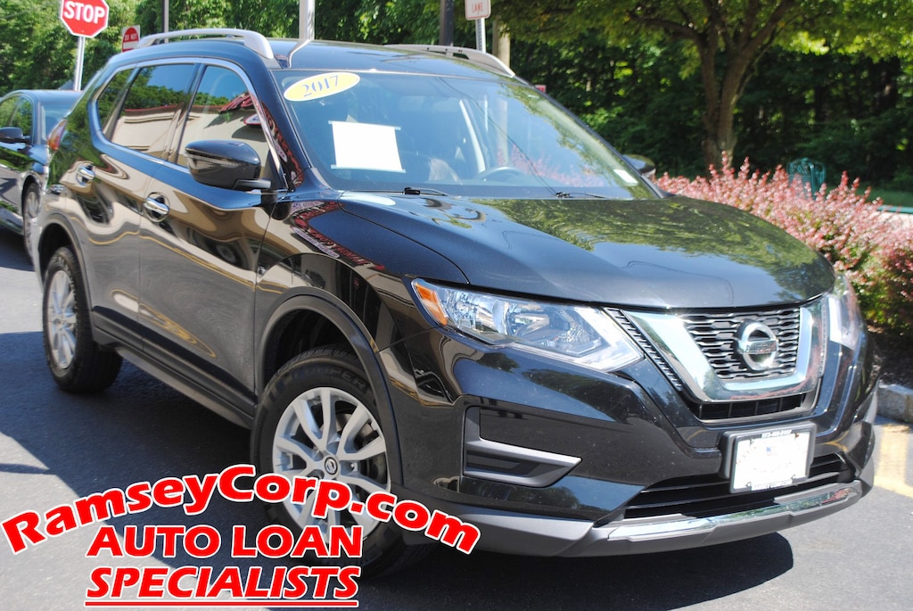 Used 2017 Nissan Rogue SV 2.5 SUV