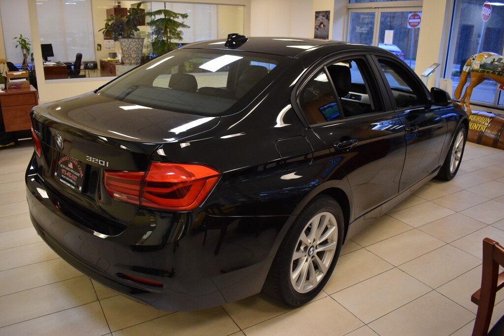 Used 2017 BMW 320i xDrive 2.0 Sedan