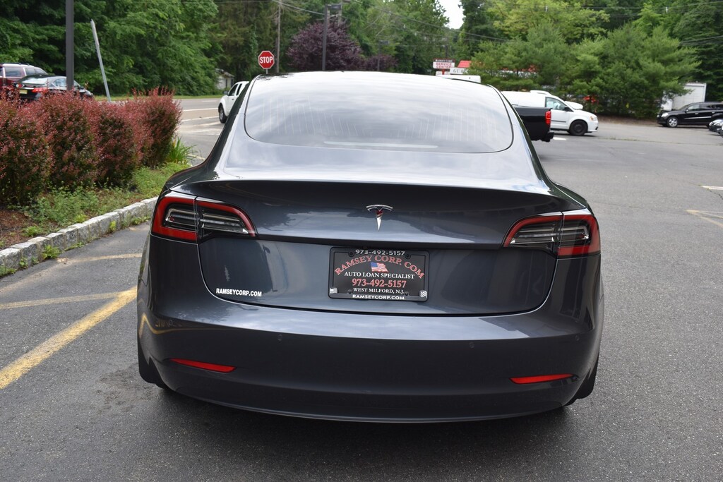 Used 2019 Tesla Model 3 Standard Range Plus Sedan