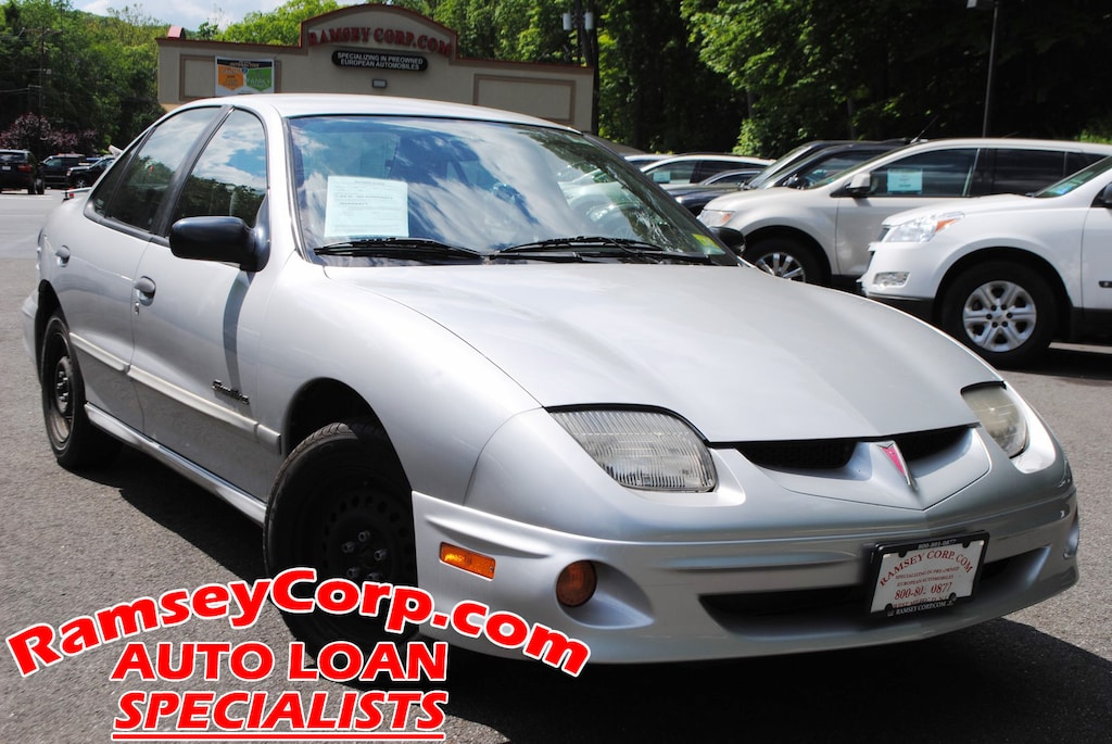 Used 2000 Pontiac Sunfire SE 2.2 Sedan