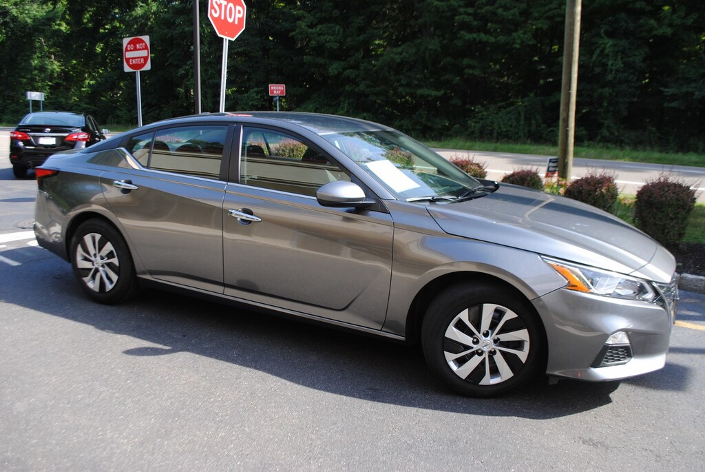Used 2019 Nissan Altima 2.5 S Sedan