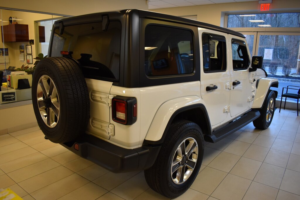 Used 2020 Jeep Wrangler Unlimited Sahara 2.0 SUV