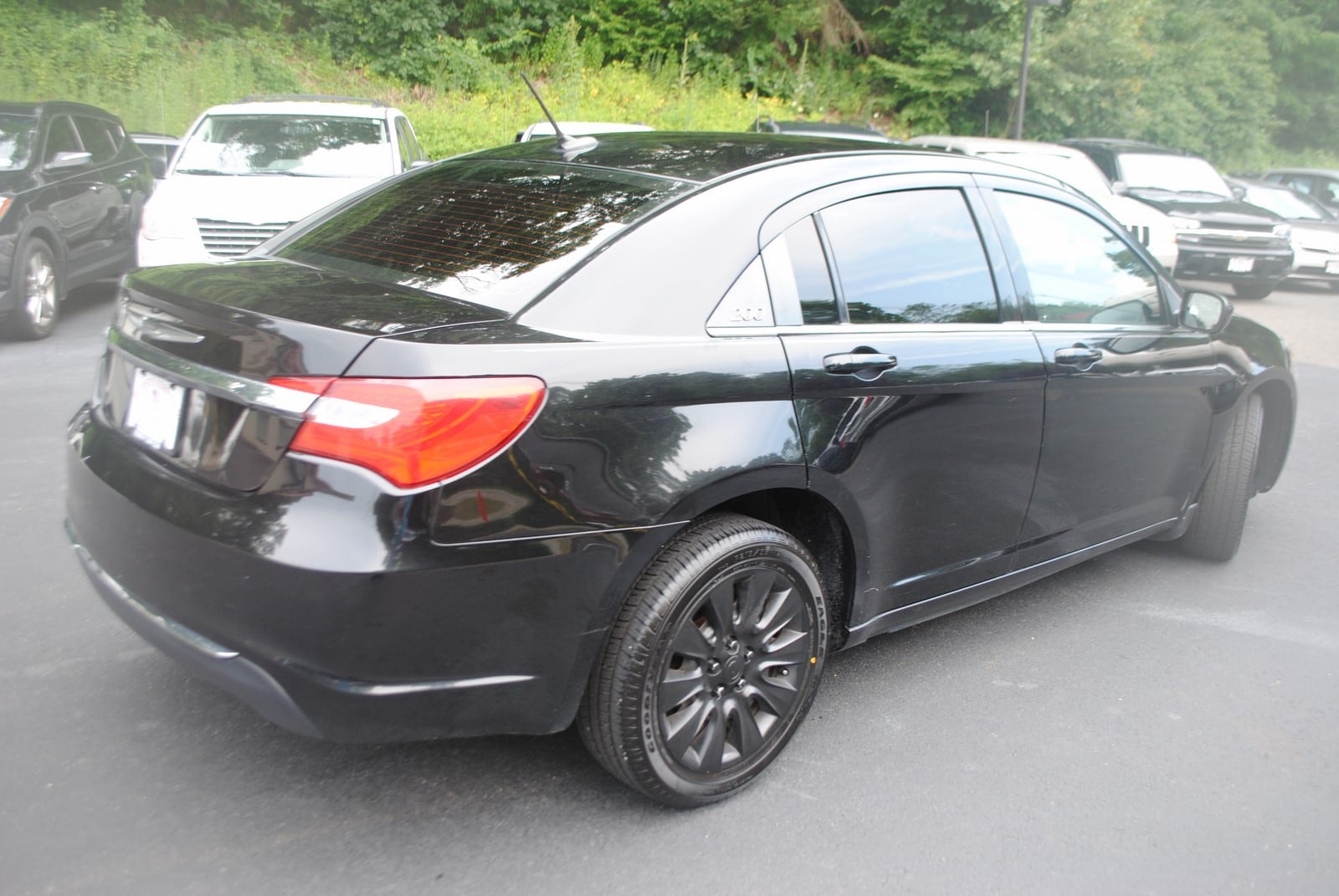 hubcaps for 2014 chrysler 200