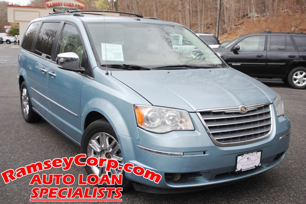 Used 2010 Chrysler Town & Country Limited 4.0 Van
