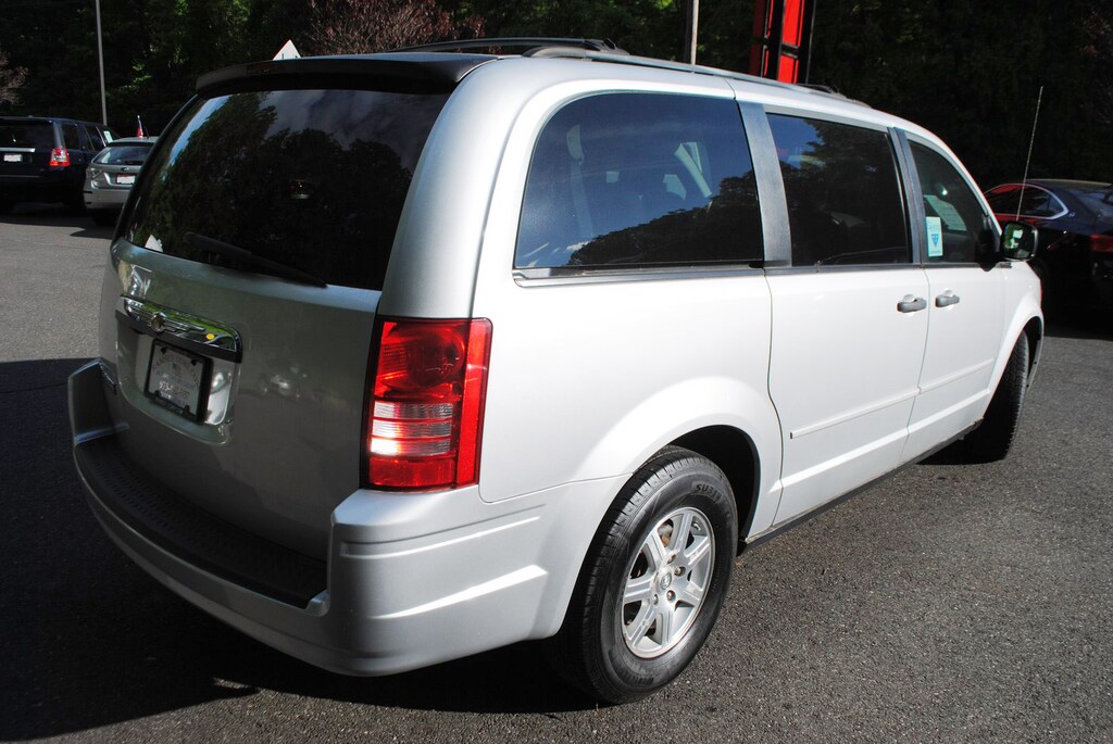 Used 2008 Chrysler Town & Country LX 3.3 Van