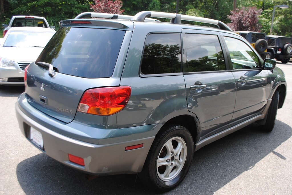 Used 2003 Mitsubishi Outlander LS 2.4 SUV