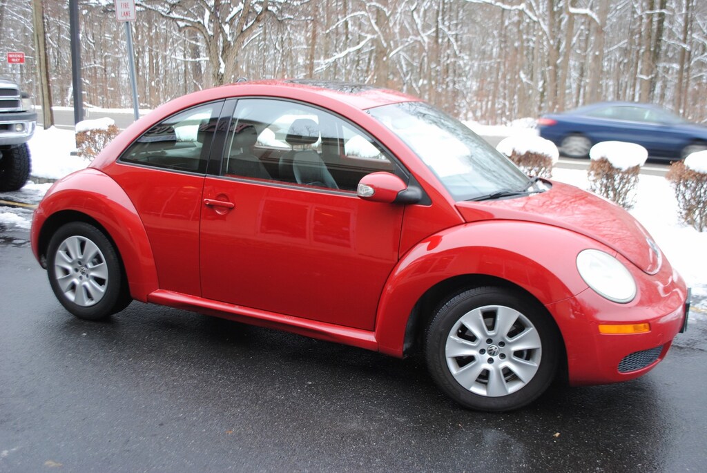 Used 2008 Volkswagen New Beetle S 2.5 Hatchback