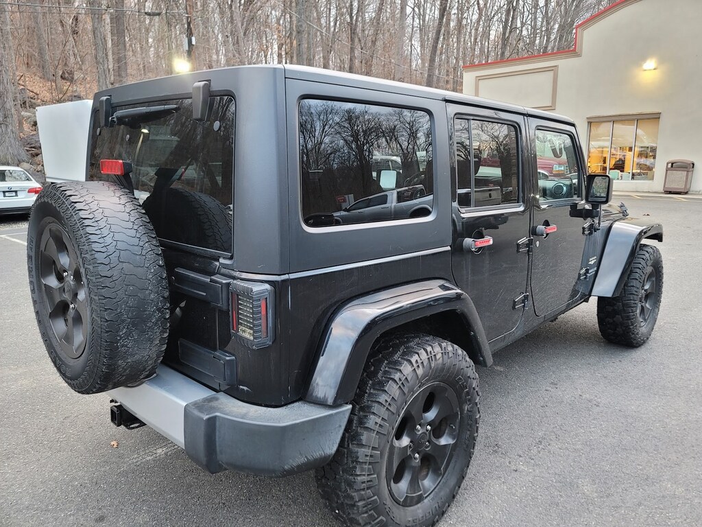 Certified 2015 Jeep Wrangler Unlimited Sahara 4x4 3.6 SUV