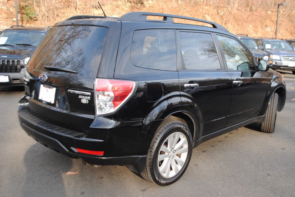 Used 2011 Subaru Forester Premium 2.5X SUV