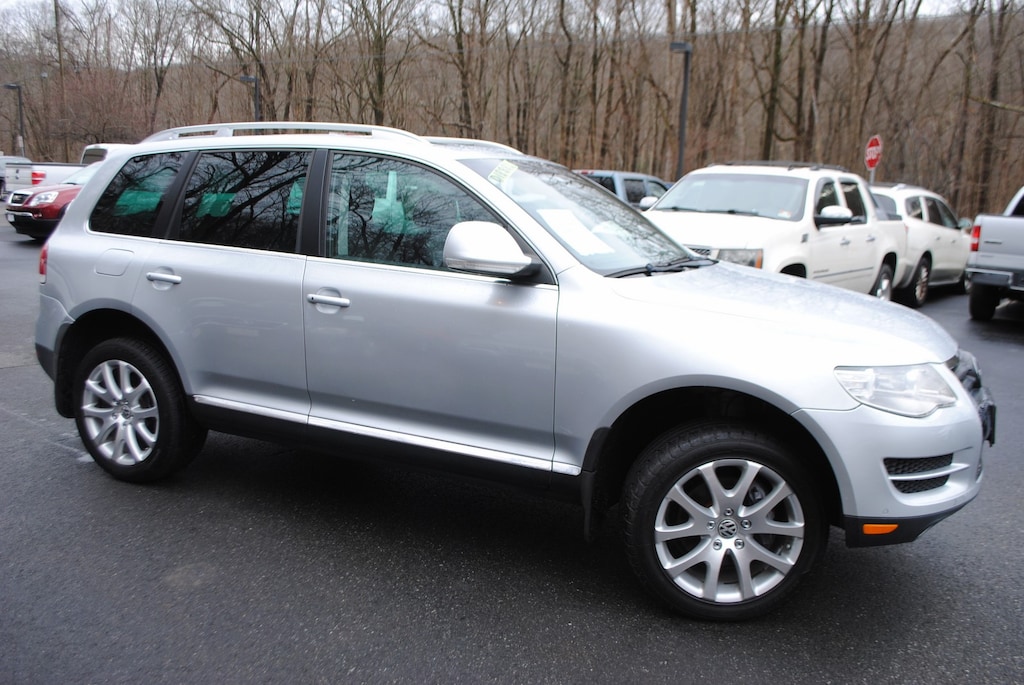 Used 2010 Volkswagen Touareg TDI 3.0 DIESEL SUV