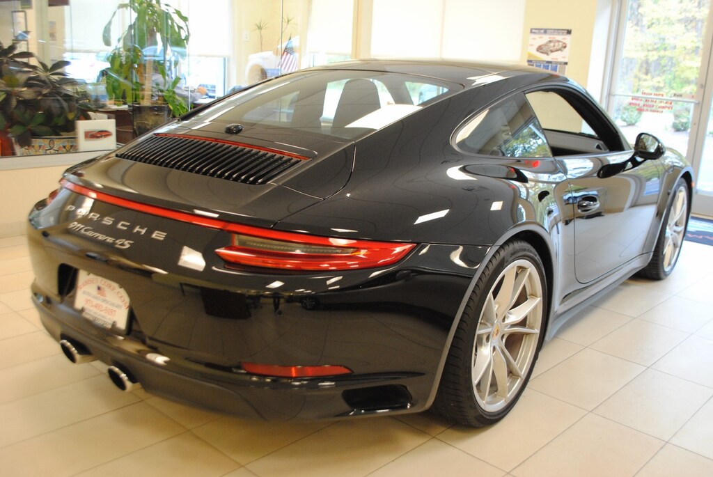 Used 2017 Porsche 911 Carrera 4S Coupe