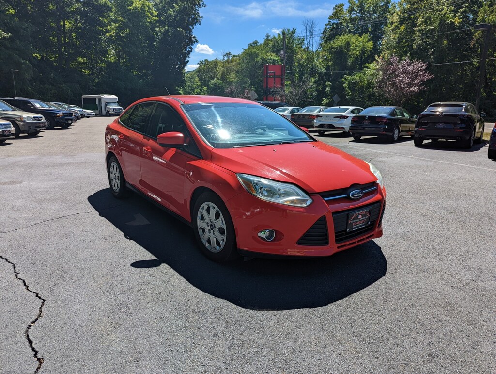 Certified 2012 Ford Focus SE Sedan