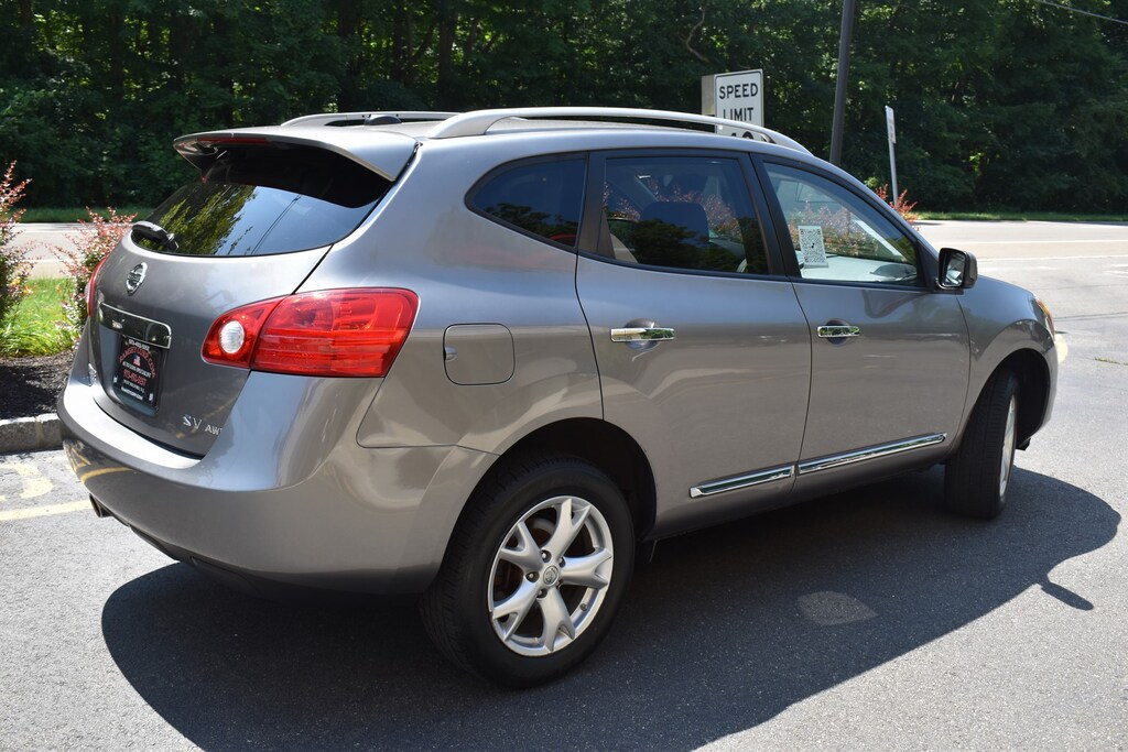 Used 2011 Nissan Rogue SV 2.5 SUV