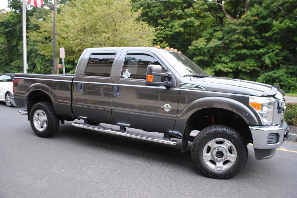 Used 2016 Ford F-350 XLT 6.7 DIESEL Truck