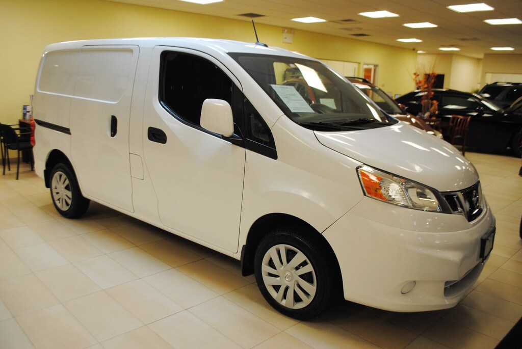 Used 2015 Nissan NV200 SV 2.0 Van Compact Cargo Van
