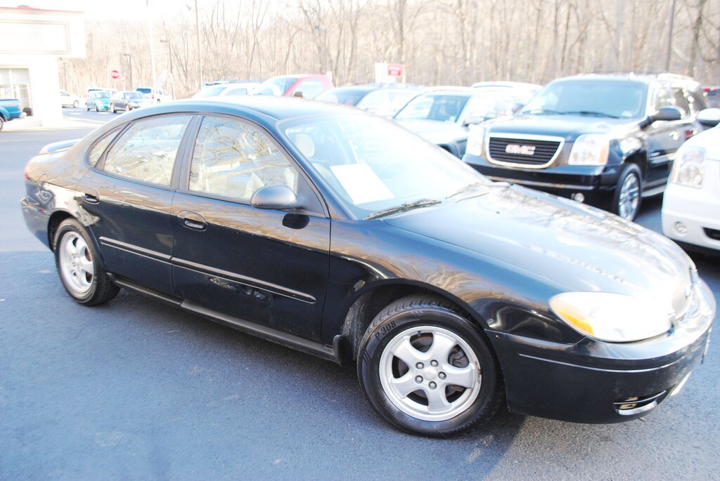 Used 2005 Ford Taurus SE 3.0 Sedan