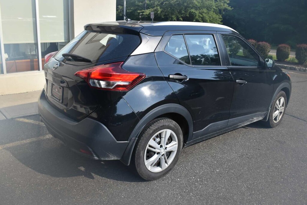 Used 2018 Nissan Kicks SV SUV