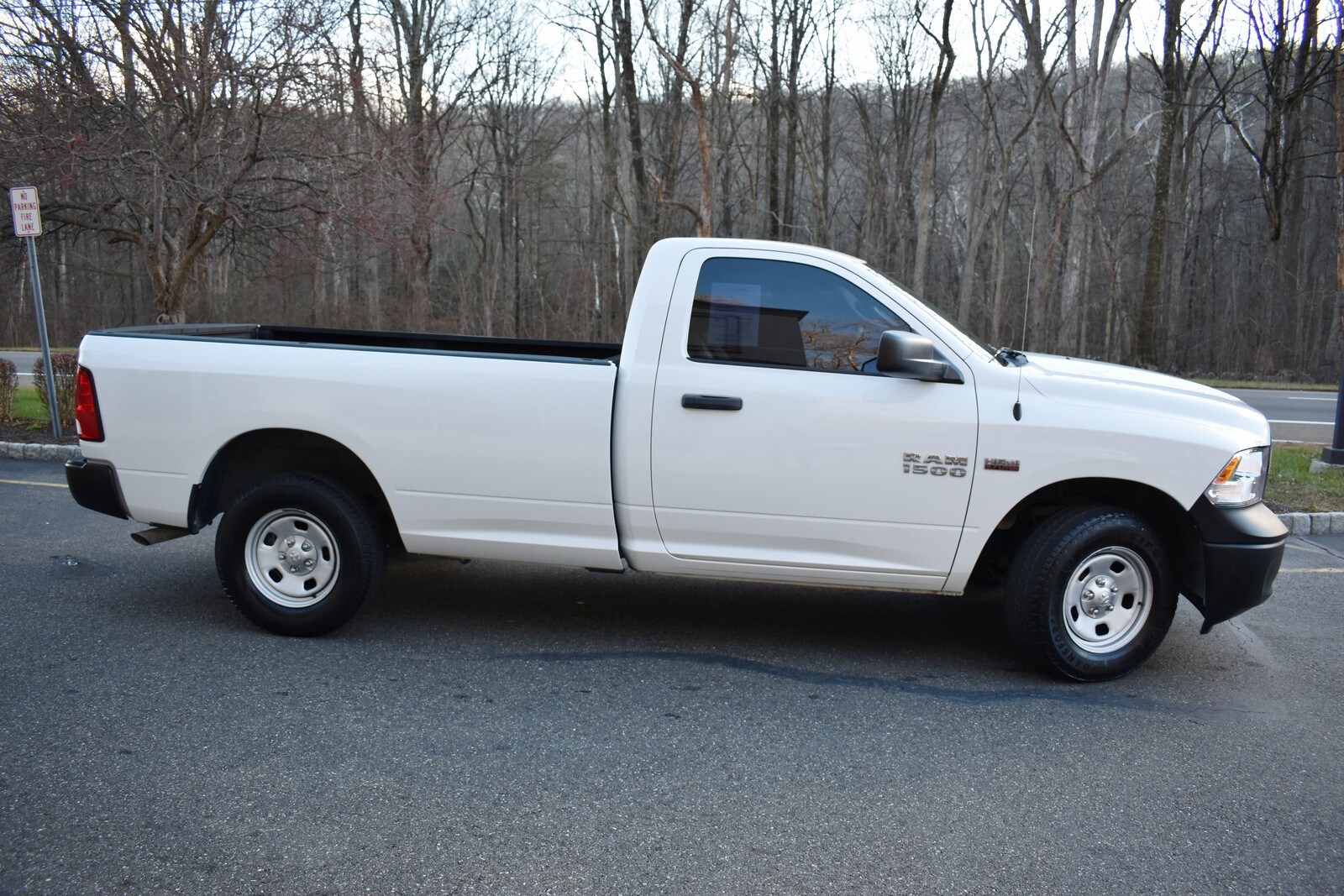 2015 Ram 1500 Tradesman photo 2