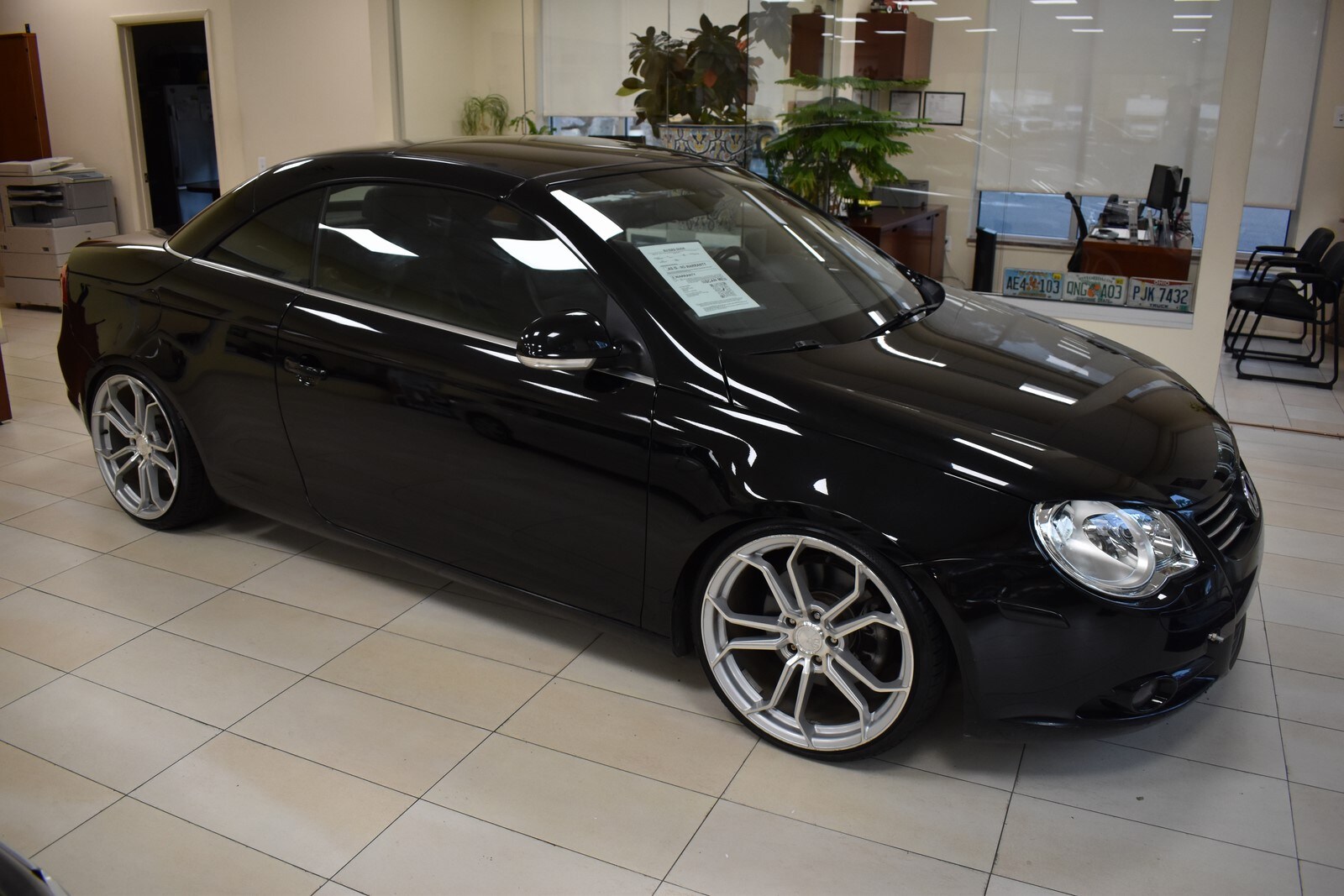 2008 Volkswagen Eos photo 2