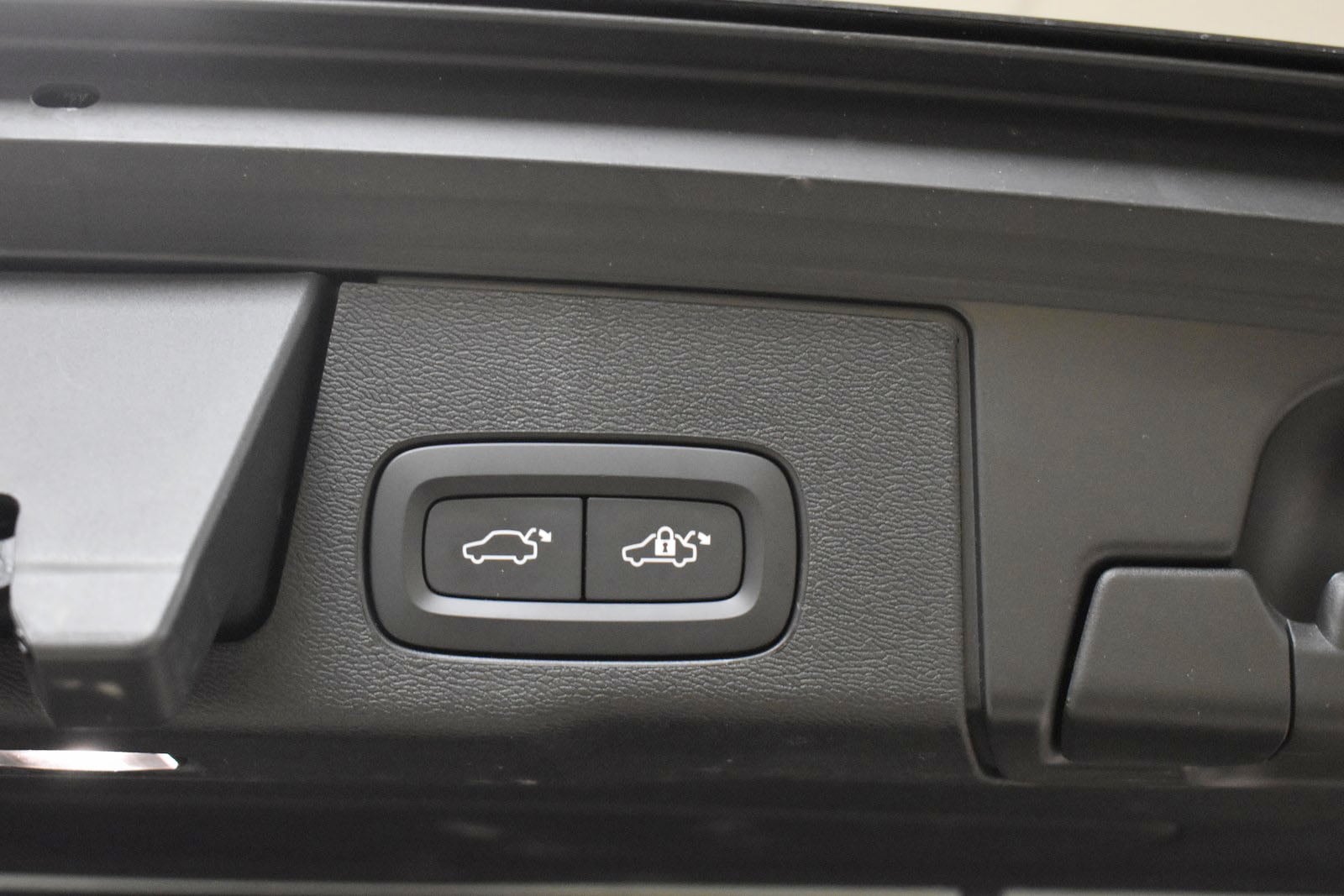 2024 Volvo XC60 Plus - Photo 58